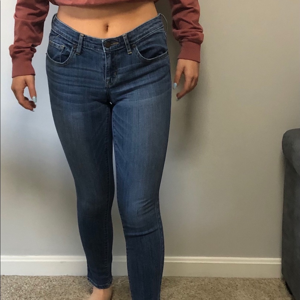 low rise blue skinny jeans